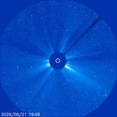 Images of the solar corona
